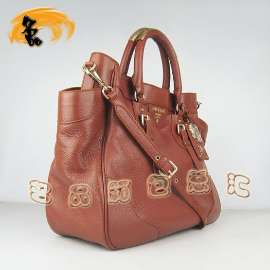 1558 Prada���¿� ţƤ �r�����eŮ�� �����_����� Pradaб��� �ɫ