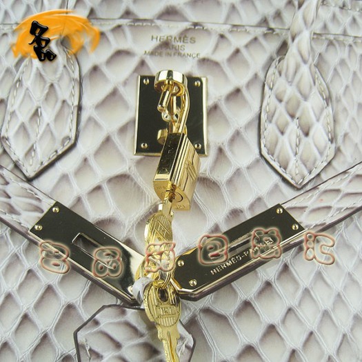 6088 Hermes 最新款 魚(yú)紋金扣時(shí)尚女包 Hermes Birkin 鉑金包 30手提包 米白色