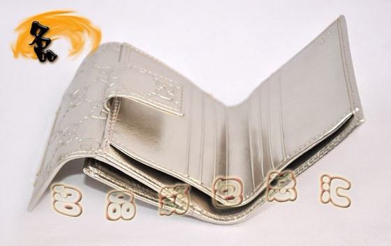 112716 GUCCI最新款 時(shí)尚女士錢(qián)包 GUCCI錢(qián)包 GUCCI短款錢(qián)夾 銀色