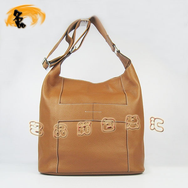 H2801 Hermes最新款 Hermes荔枝紋 愛馬仕斜挎包 進(jìn)口牛皮時(shí)尚休閑女包 淺啡色