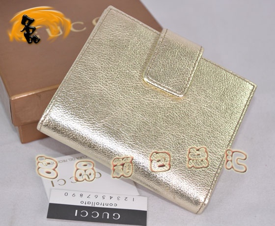 162759 ԭ��һ��һƷ�|(zh��) �M(j��n)�ڸߙnţƤŮʿ�X�A Gucci�̿��X�� Gucci�X�� �\��ɫ