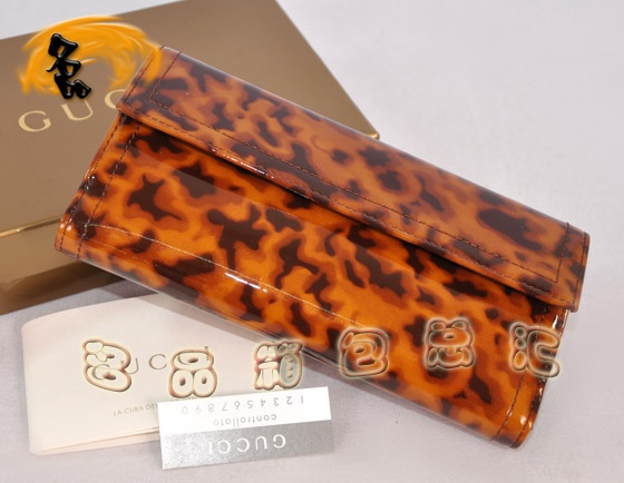 190350 Gucci�X�� Gucci���¿�y��ƤŮʿ�X�A Gucci�L���X�� �\��ɫ