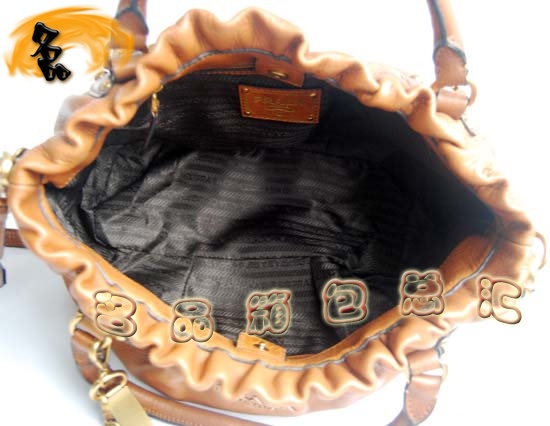 80066 ��ƷƷ�| Prada���¿� �M��ţƤ�r��Ů�� Pradaб��� Prada����� �\��ɫ