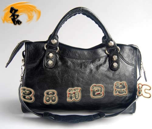 084332A Balenciaga�C܇�� �μ�� ������������� �M����Ƥ���yᔕr��Ů�� ��ɫ