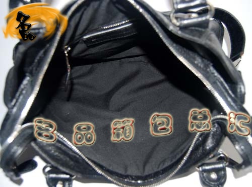 084332A Balenciaga�C܇�� �μ�� ������������� �M����Ƥ���yᔕr��Ů�� ��ɫ