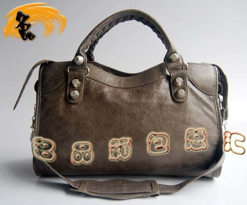 084332A Balenciaga�C܇�� �μ�� ������������� �M����Ƥ���yᔕr��Ů�� �y��ɫ