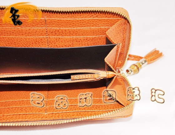 224253 �����X�� GucciŮ�� Gucci�L���X�A Gucci�X�� �M���^��ţƤŮʿ�X�� ��ɫ