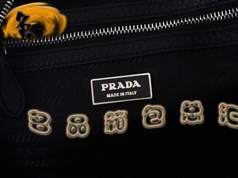 BL0310 最新款Prada單肩包 普拉達(dá)時(shí)尚女士休閑包 Prada女包 黑色