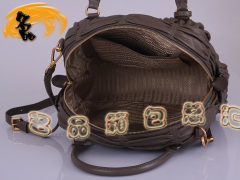 BL0397 �����_(d��)���¿��ް���Ƥ����� Pradaб��� �����_(d��)���e�� PradaŮ�� ����ɫ