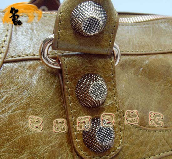 084324B BalenciagaŮ�� ������������� ����� �M����Ƥ�r�����eŮ�� �ɫ