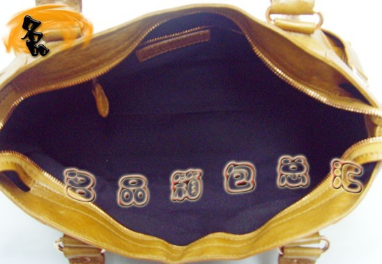 084328B  BalenciagaŮ�� ����� �������҆μ�� �M(j��n)����Ƥ�r(sh��)�����eŮ�� �ɫ