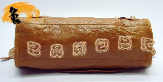 084332B  BalenciagaŮ�� �μ�� ������������� �M����Ƥ�r�����eŮ�� �ɫ