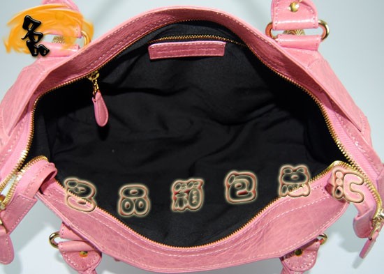 084332B  BalenciagaŮ�� �μ�� ������������� �M����Ƥ���eŮ�� �ۼtɫ