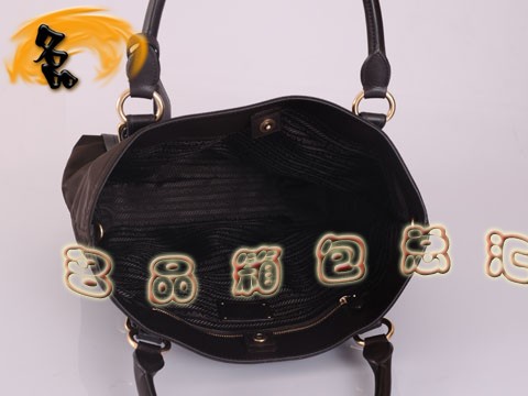 BN1774 Prada��ˮ��������Ůʿ���e�� Prada�μ�� б��� �����_Ů�� ����ɫ