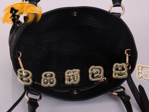 BN1774 Prada��ˮ��������Ůʿ���e�� Prada�μ�� б��� �����_Ů�� ��ɫ