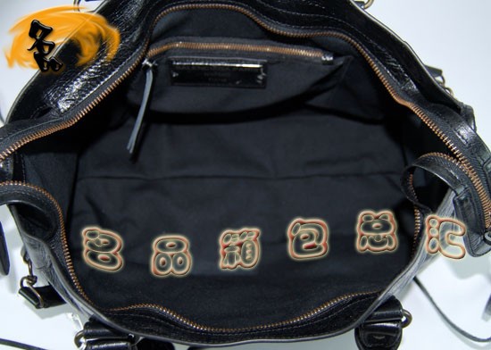 115748S 巴黎世家機(jī)車包 Balenciaga單肩包 進(jìn)口油皮時尚女包 手提包 黑色