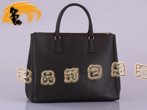 BN1802 �����_(d��)����� �M(j��n)��ţƤŮ�� Prada����� ԭ��һ��һƷ�|(zh��) ��ɫ