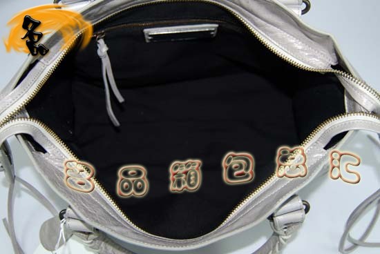 115748S  �������҆μ�� �M����Ƥ�r��Ů�� Balenciaga�C܇�� ����� �\��ɫ