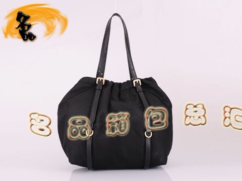 BR3919  Prada���e�� �����_�μ�� ��ˮ��������Ů�� ������ ��ɫ