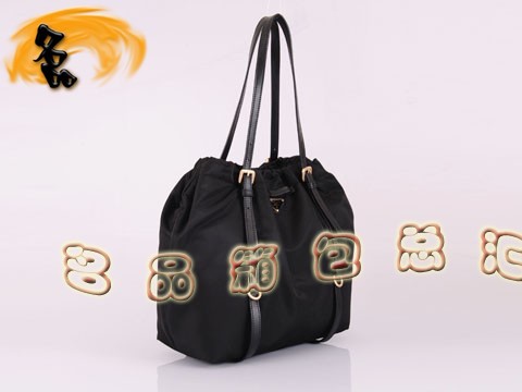 BR3919  Prada���e�� �����_�μ�� ��ˮ��������Ů�� ������ ��ɫ
