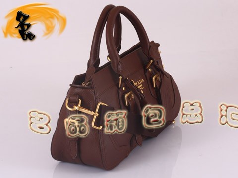 BR1180  Prada���e�� �¿�r(sh��)��б��� �ߙn�^��ţƤ�� �����_(d��)����� ��ɫ