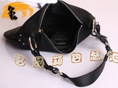 BR3373 Prada���e�� �¿�r(sh��)�а� �W(w��ng)����ƤŮ�� �ߙn�^��ţƤ��  ��ɫ