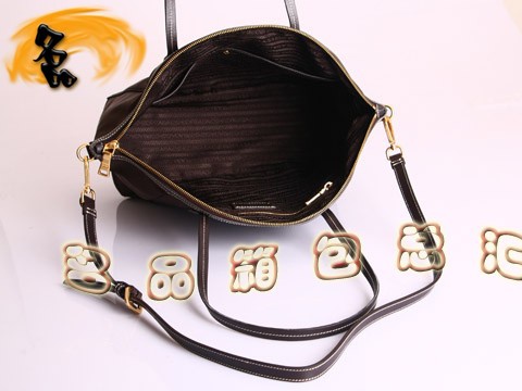 BR4664  Prada�μ�� �¿�Ůʿ���e�� �����_б��� �M���^��ţƤŮ�� ����ɫ