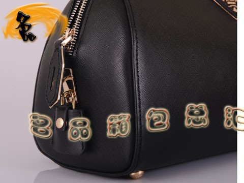 BR4418 Prada單肩包 普拉達手提包 進口頭層牛皮女包 新款女士休閑包 黑色