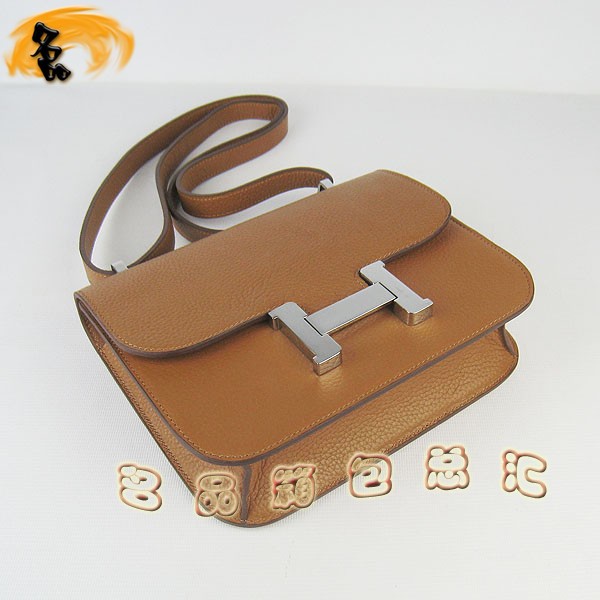 017 愛馬仕 新款H扣單肩包 經(jīng)典款兩用女包 淺啡色復(fù)古斜挎包 Hermes Constancec系列