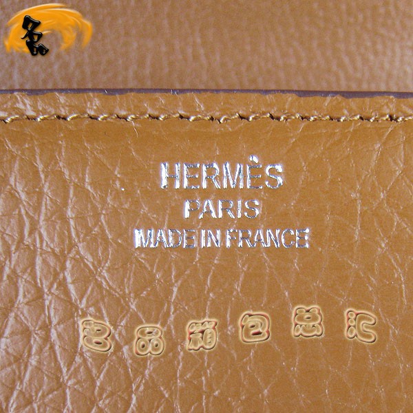 017 愛馬仕 新款H扣單肩包 經(jīng)典款兩用女包 淺啡色復(fù)古斜挎包 Hermes Constancec系列