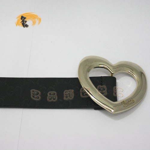 201791 Gucci皮帶 經(jīng)典款Gucci時(shí)尚牛皮雙G壓花女士皮帶 古奇皮帶 Gucci腰帶 黑色