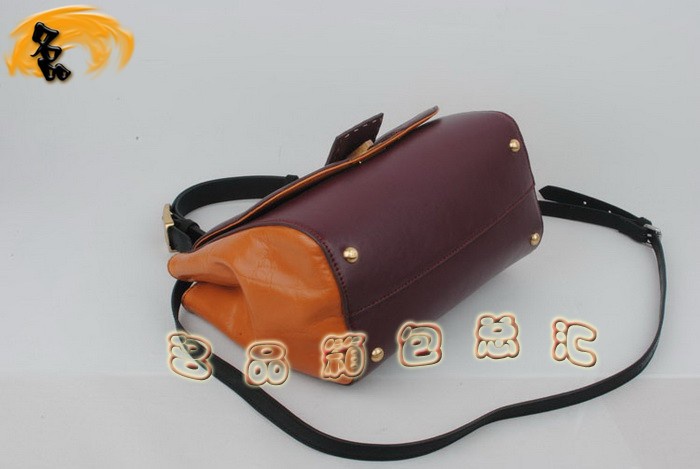 2798 Fendi原版皮女士手提包 芬迪最新款時尚女士斜挎包 Fendi女包 Fendi斜挎包 橙配酒紅色