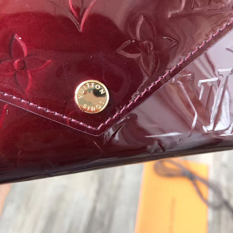 M62427 LV VICTORINE 錢夾 LV漆皮三折豆豆錢夾 LV短夾