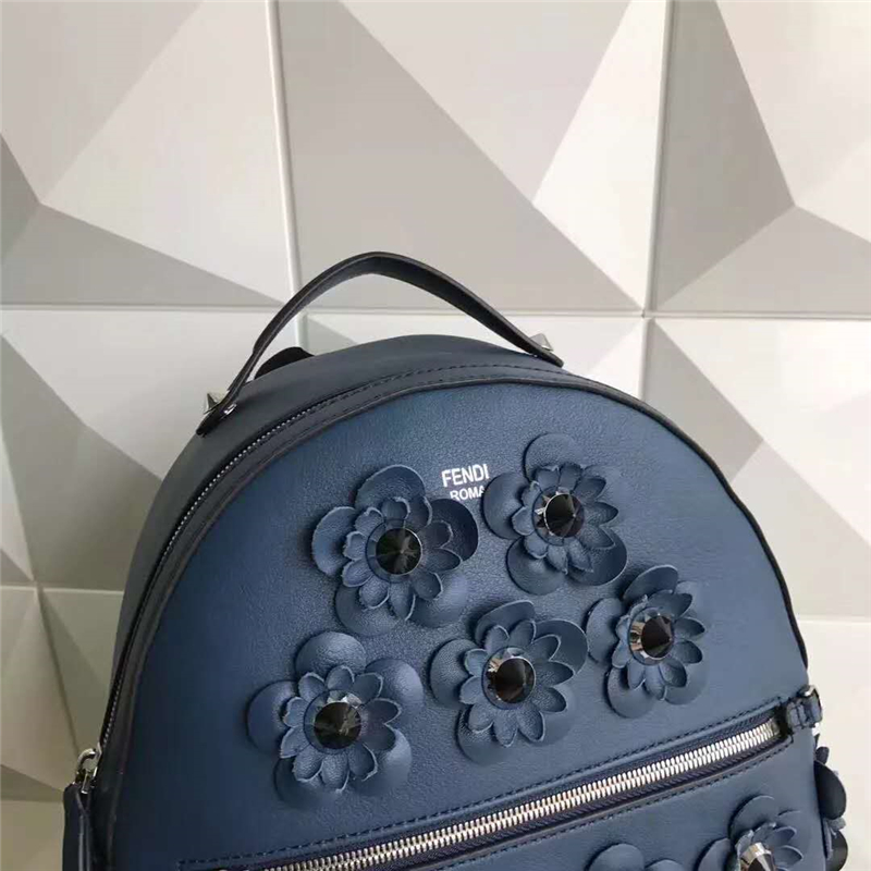 FENDI 2017新品 時尚女包 花朵鉚釘雙肩背包 藏青色