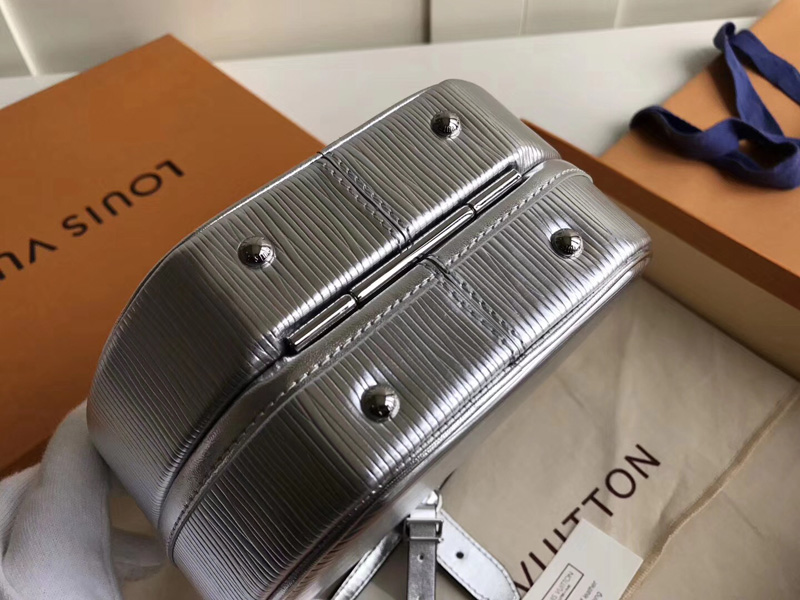 M43510 LV Petite Boite Chapeau 手袋 LV全皮女包 LV小圓包 銀色