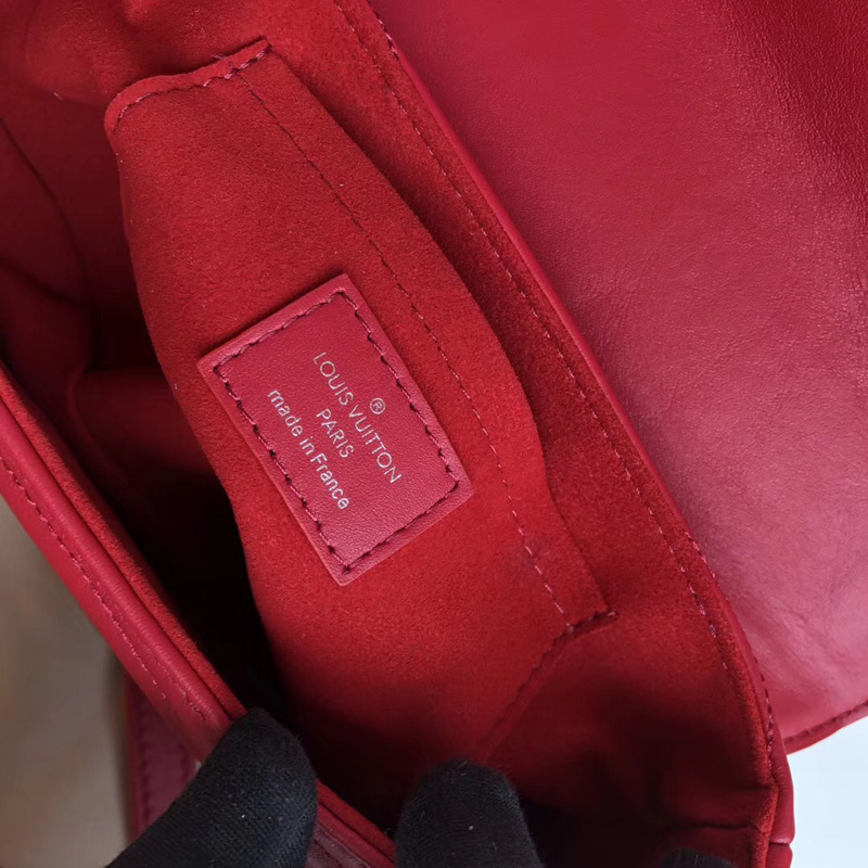 M51930 LV New Wave 小號(hào)手袋 LV女包 LV2018官網(wǎng)限定款女包 紅色