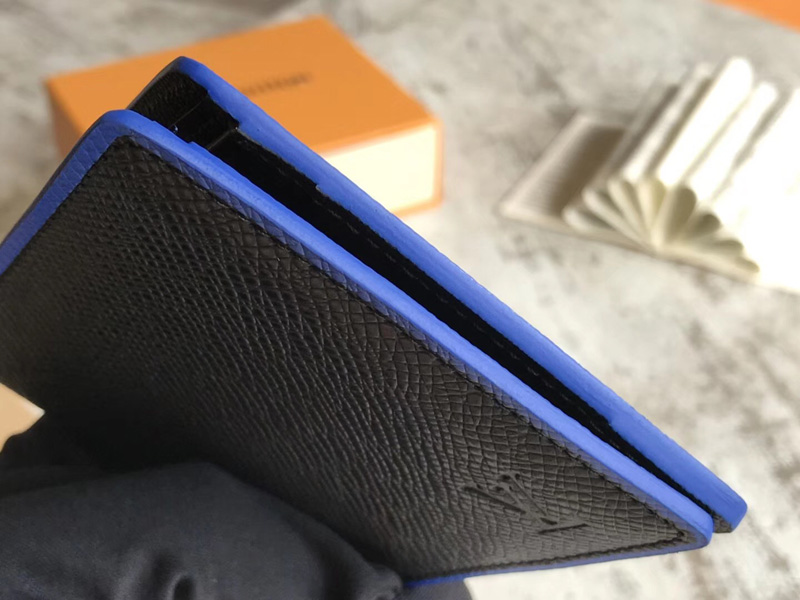 M30563 LV Multiple 錢夾 LV Taiga皮革錢夾 LV錢包 LV短款錢包 LV短夾