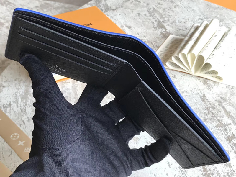 M30563 LV Multiple 錢夾 LV Taiga皮革錢夾 LV錢包 LV短款錢包 LV短夾