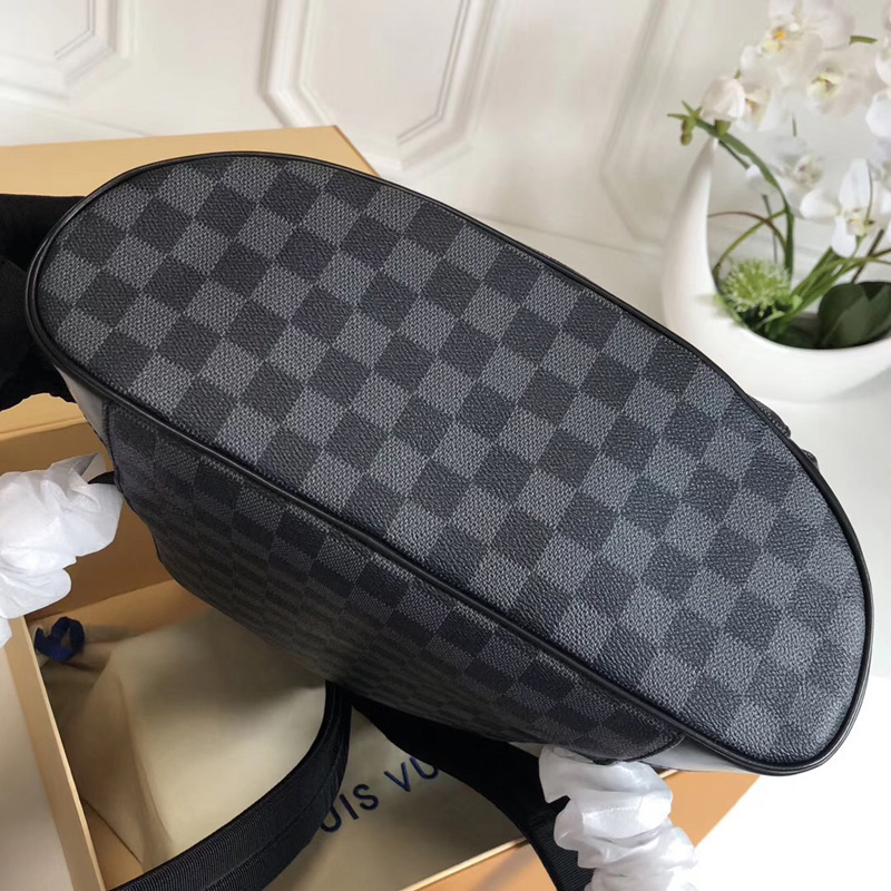 N41379 LV Christopher 小號雙肩包 LV男士背包 LV雙肩包 LV背包 黑格