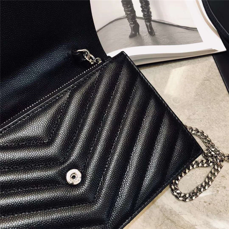 393953 YSL 進口魚子醬皮 圣羅蘭 真皮信封鏈式 YSL皮夾 黑色銀飾