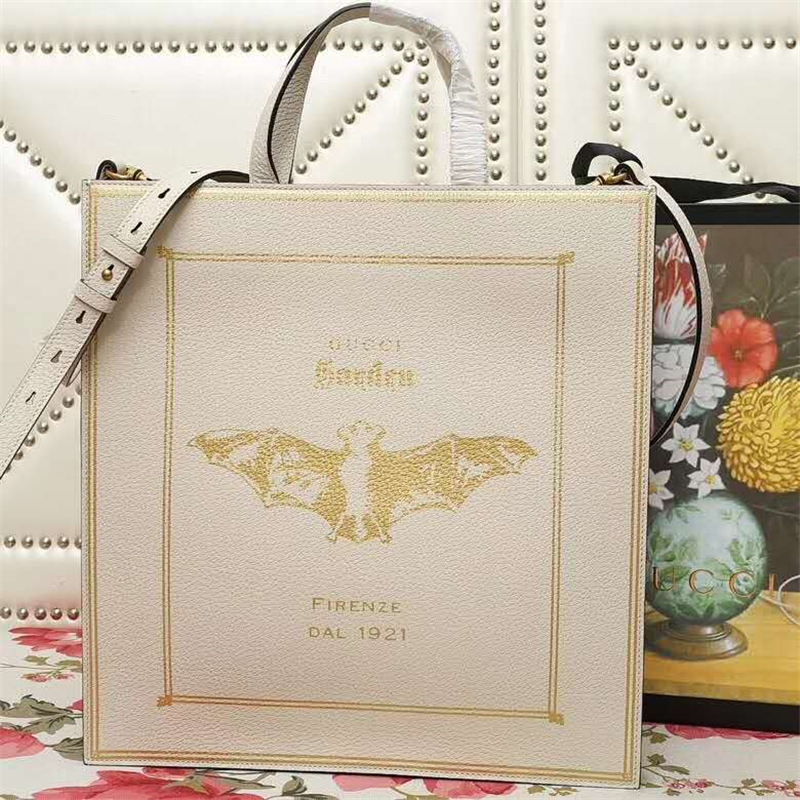 450950 Gucci女袋 GG高級柔軟人造革 顆粒面 蝙蝠圖案 古馳購物袋 白色