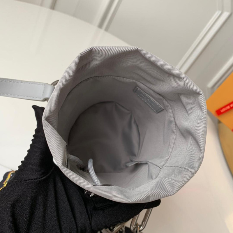 M44631 LV CHALK NANO 手袋 Monogram白花印花圖案 LV水桶包 白色