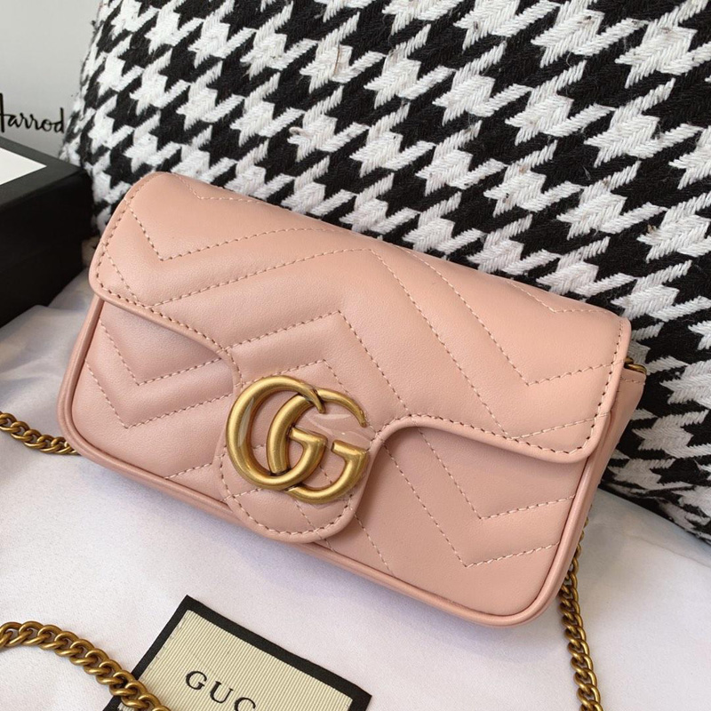 476433 Gucci GG Marmont系列絎縫皮革超迷你手袋 粉色