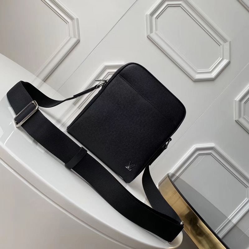 M30265 LV ALEX BB 郵差包 Taiga皮革男包 LV單肩斜挎包 黑色