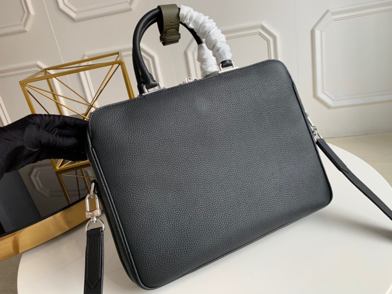 M55227 LV ARMAND 中號公文包 Taurillon 粒面牛皮手提包 黑色