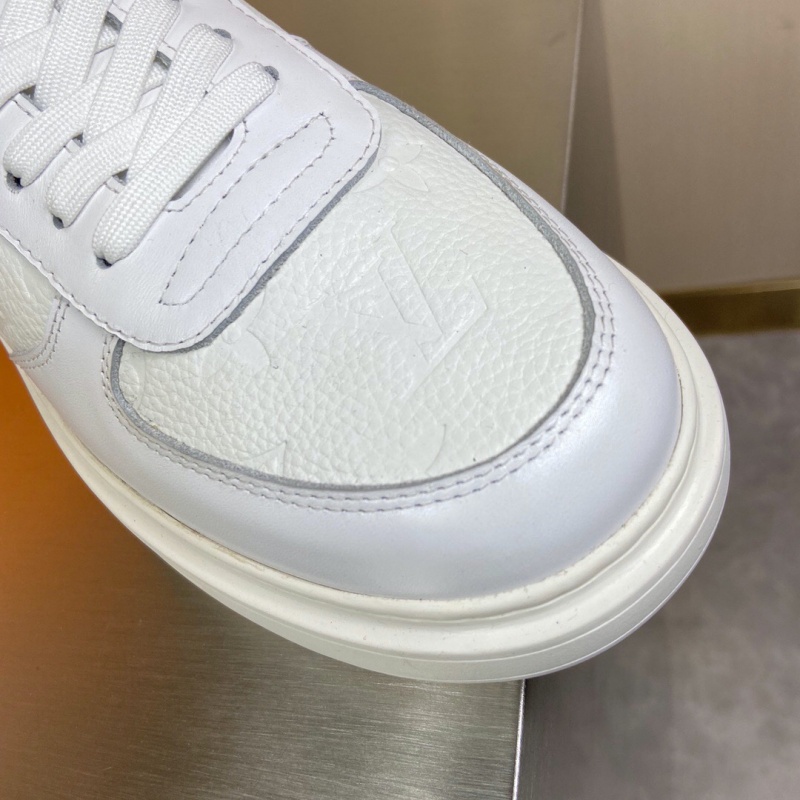 1A5UJ5 LV LUXEMBOURG 運動鞋 Monogram 壓紋粒面小牛皮男鞋 白色