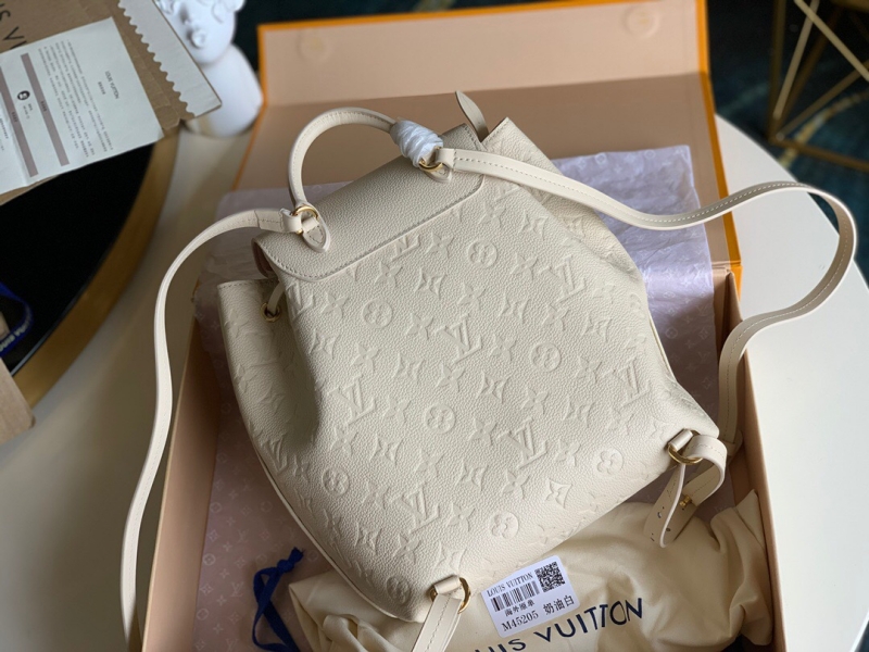 M45397 LV MONTSOURIS 雙肩包 Empreinte 壓紋皮革背包 奶油色