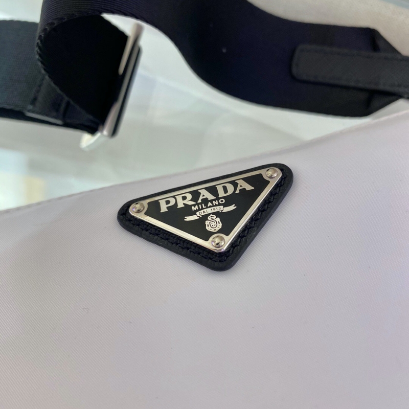 2VH113 Prada普拉達尼龍和Saffiano皮革單肩包 三合一郵差包 白色