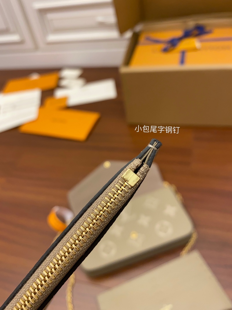 M69977 LV LV FELICIE POCHETTE 手袋 牛皮壓紋三合一鏈條包 LV三件套 灰色