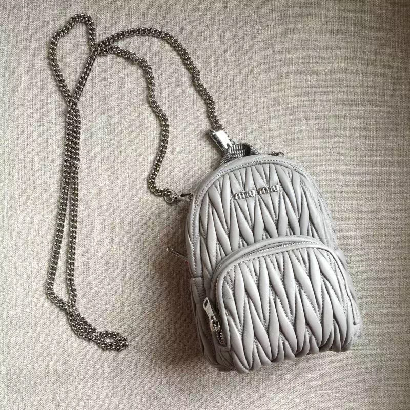 MIUMIU女包